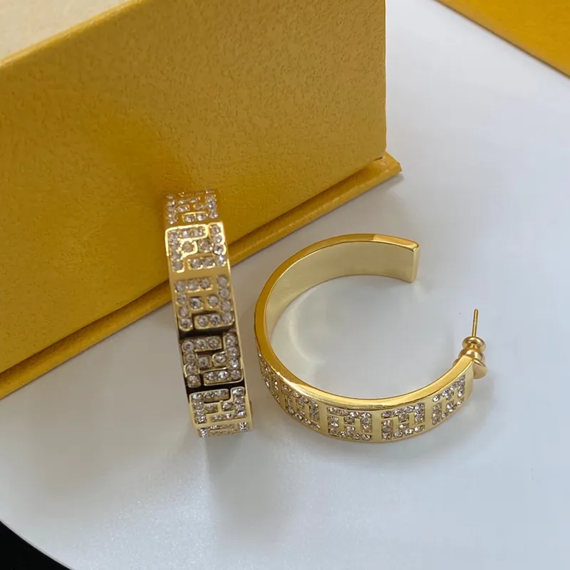 Bayan Kadınlar Partisi Düğün Severler hediye nişan Takı Gelin için mektup elmaslı çember küpeler
