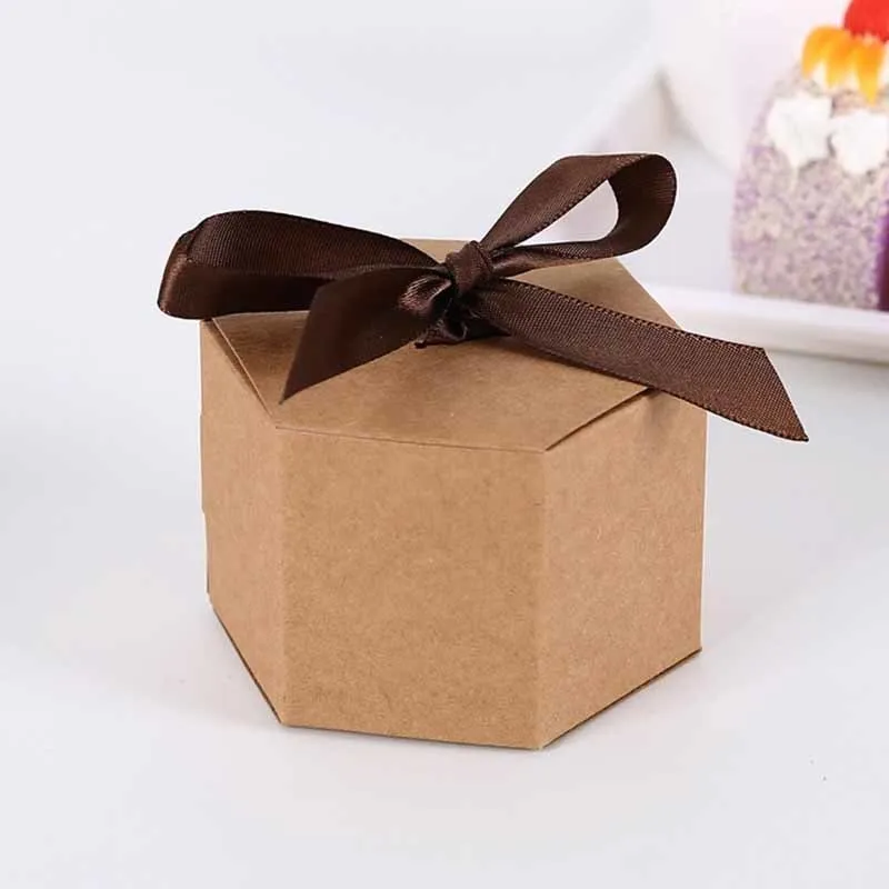 Geschenkwikkeling 25/Kraft Paper Hexagon Cardboard Box Candy Box Diy Biscuit Favor cadeaus Dozen Baby Shower For Birthday Wedding Party Decor 220913