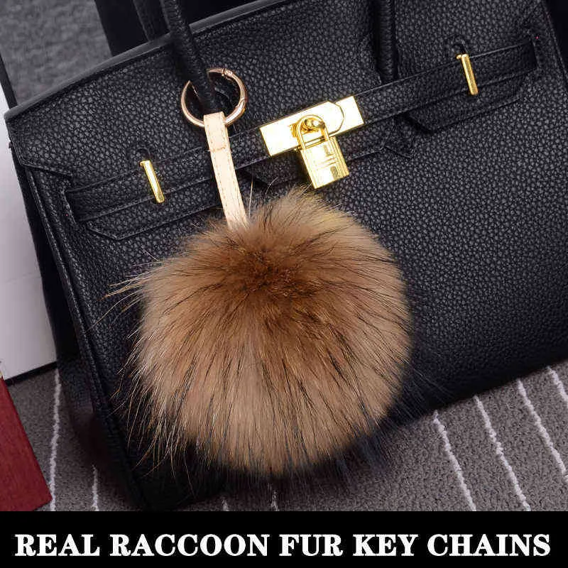 Keychains MPPM % Real Raccoon Fur Pom Accessories Chain Mixed Colors Big Size Ball Bag Accessories Keychain Fur T220909