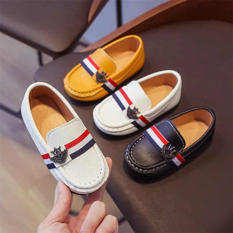 Boots Girl's and Boy's Doudou Shoes Retro British Style One Foot Soft Leather Casual Shoes Fashionable Children's Shoes 220913