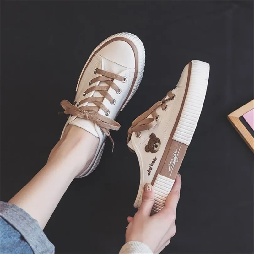 Dress Shoes Bear Embroidery Canvas Women Slip On Mules Flat Heel Casual Fashion Female Sneakers Solid Trainers 220913