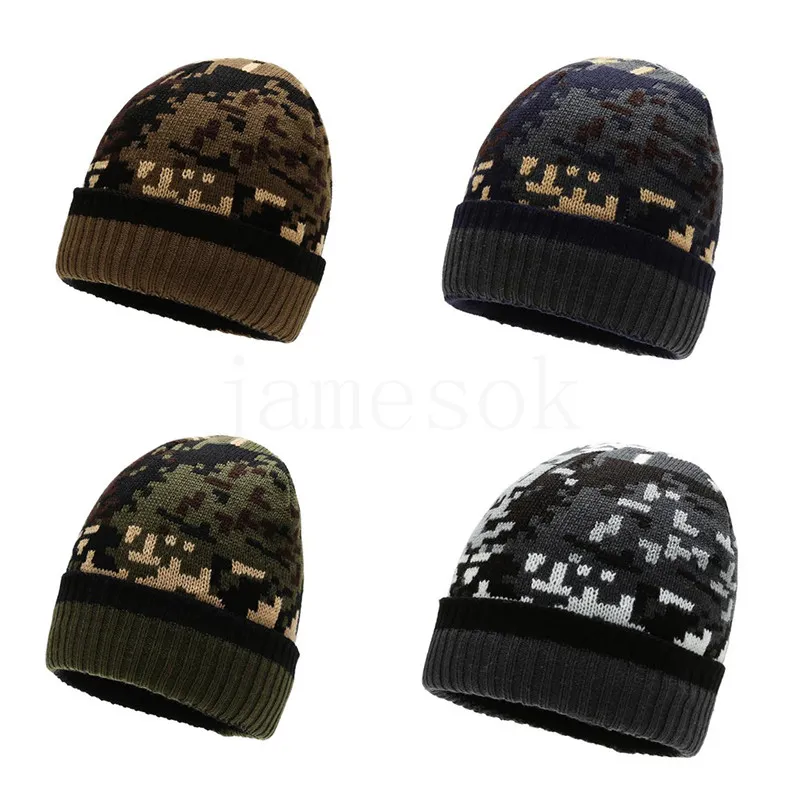 Cappello mimetico invernale Berretto corto alla moda con melone in pile spesso lavorato a maglia caldo Berretto con teschio moda Sport all'aria aperta Berretti hip-hop DE749