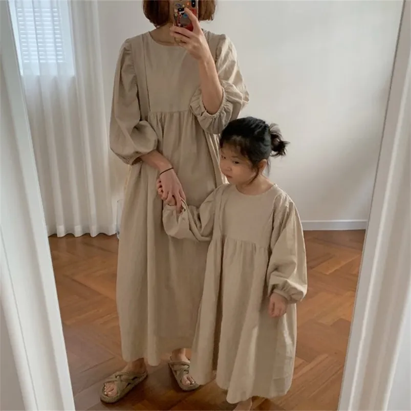 Family Matching Outfits autumn and winter Korean version of children's wear girls fashion parent-child lantern sleeve loose casual dress 22D385 220914