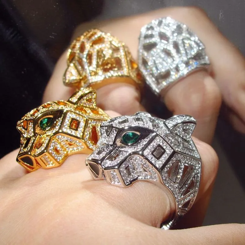 Pierścionki ślubne Kobieta lub punkowe duże pierścienie lamparta utwardzone AAA Cubic Zirconia Stone Animal Hollow Panther Ring Biżuter