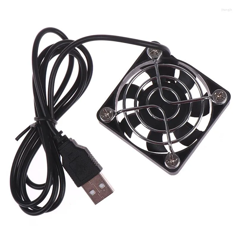 Datorkablar USB Cooling Pad Cooler Fan Gamepad Gaming Shooter Mute Radiator Controller Heal Sink Universal Portable Mobile Telefon