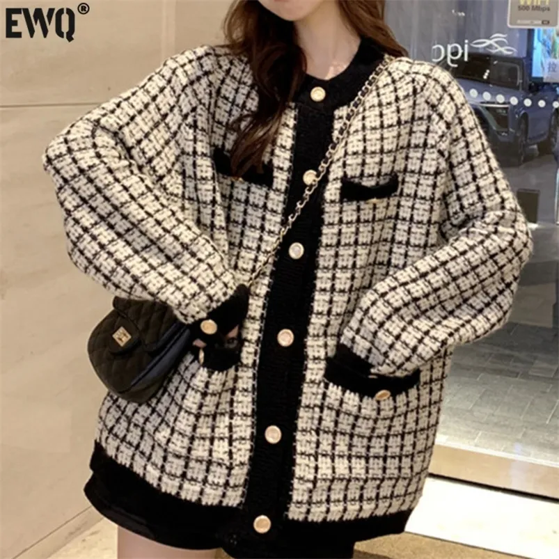 Women's Knits Tees EWQ Autumn Sweater Coat Retro Shirt Check Long Sleeve Single Breasted Plaid Loose Knit Cardigan Ladies QB321 220914