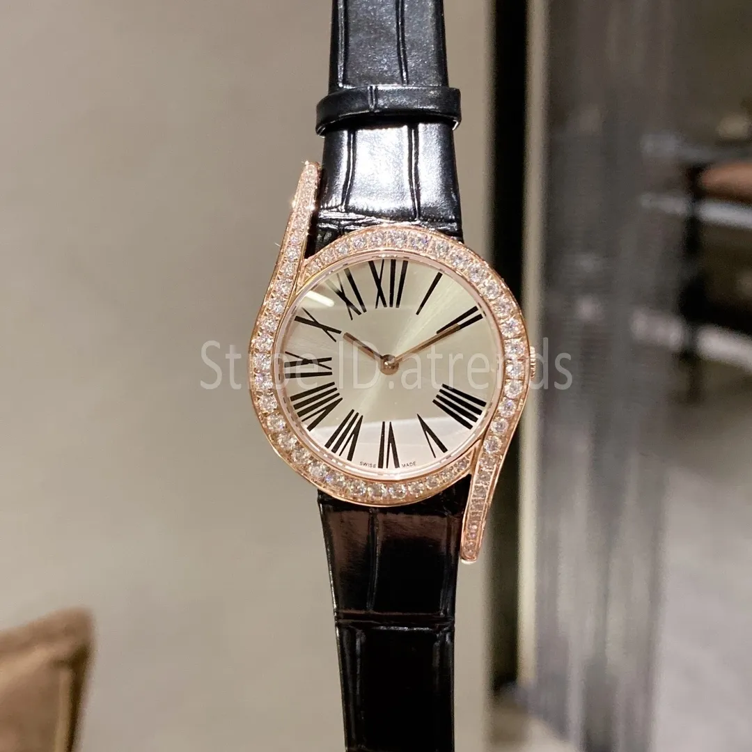 Top Elegante orologio quarzo Donno d'oro oro Dialtura d'argento 32 mm Rinestone Bezel Sapphire Glass Classic Design Olatch Domande Ladie Elegante Clock Orologio in pelle 5643