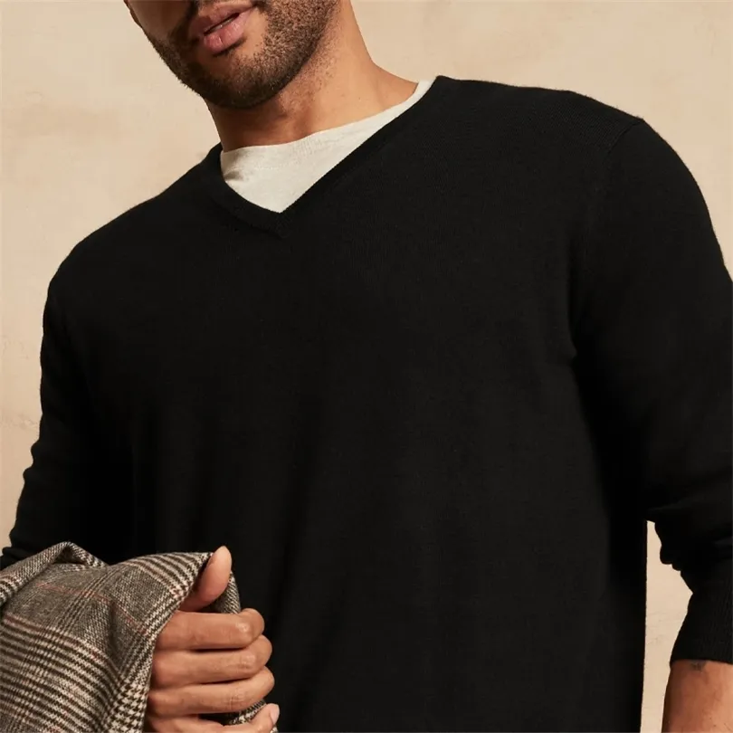 Maglioni da uomo Maglione leggero da uomo in lana merino con scollo a V 50% pullover in maglia merino da uomo Classico maglione lavorato a maglia morbido e traspirante per l'umidità 220914