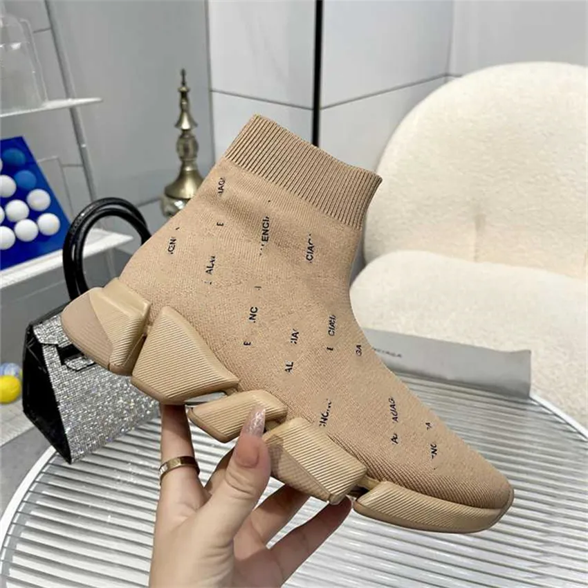 Fashion Shoes Accessories Boots Balencaigaity Men's Women's Autumn and Winter Leather Alfabet Socks Boots D-011