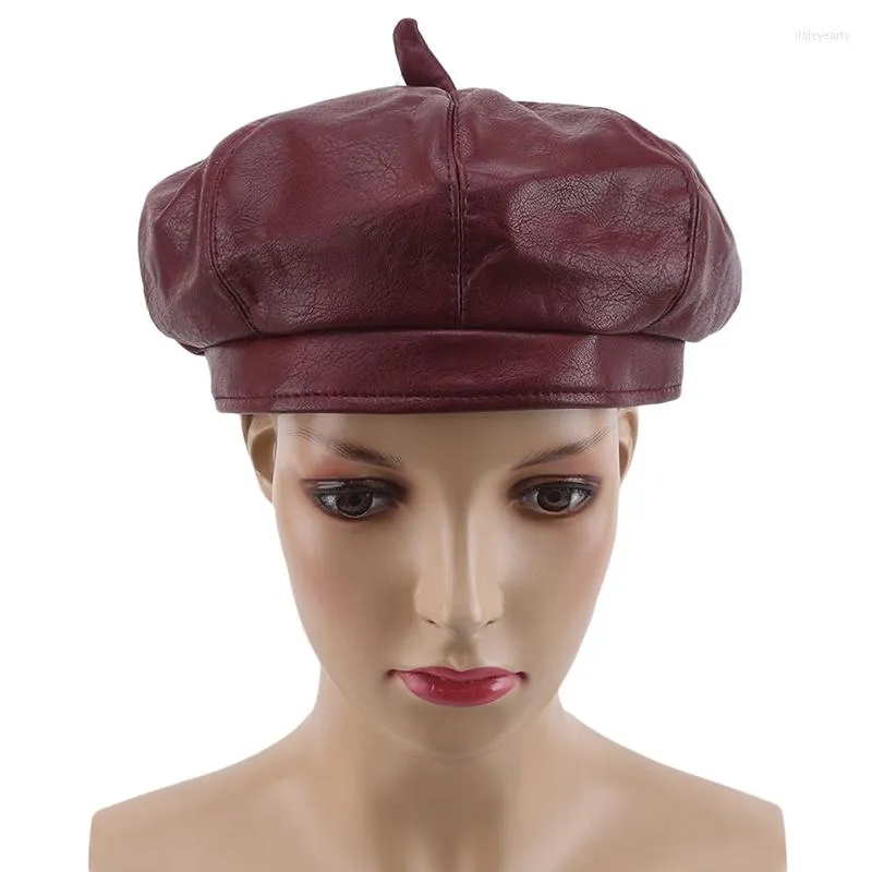 Bérets en gros 4 couleurs en cuir PU femmes mode dames casquettes noires hôtesse de l'air béret rouge automne hiver artiste chapeaux