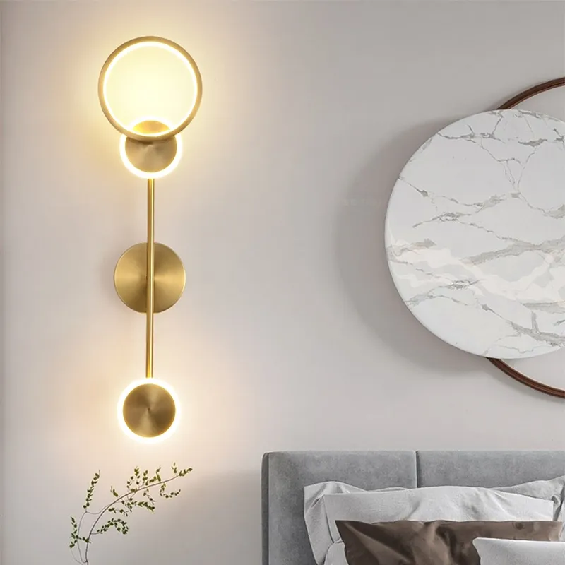 Nowoczesna lampa ścienna LED złota kinkiety oświetlenie sypialnia mieszkalna nocna nordycka restauracja kuchnia