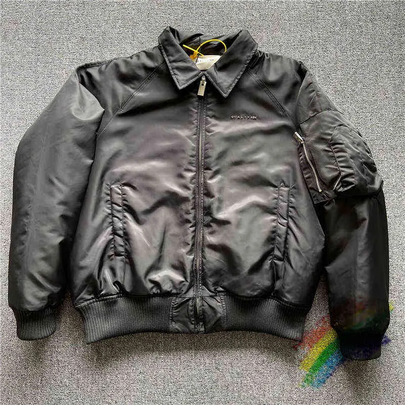 Herrjackor Alyx 1017 9SM Bomber Jacket Men Women 1 Top Version College Metal Coats Varsity T220914