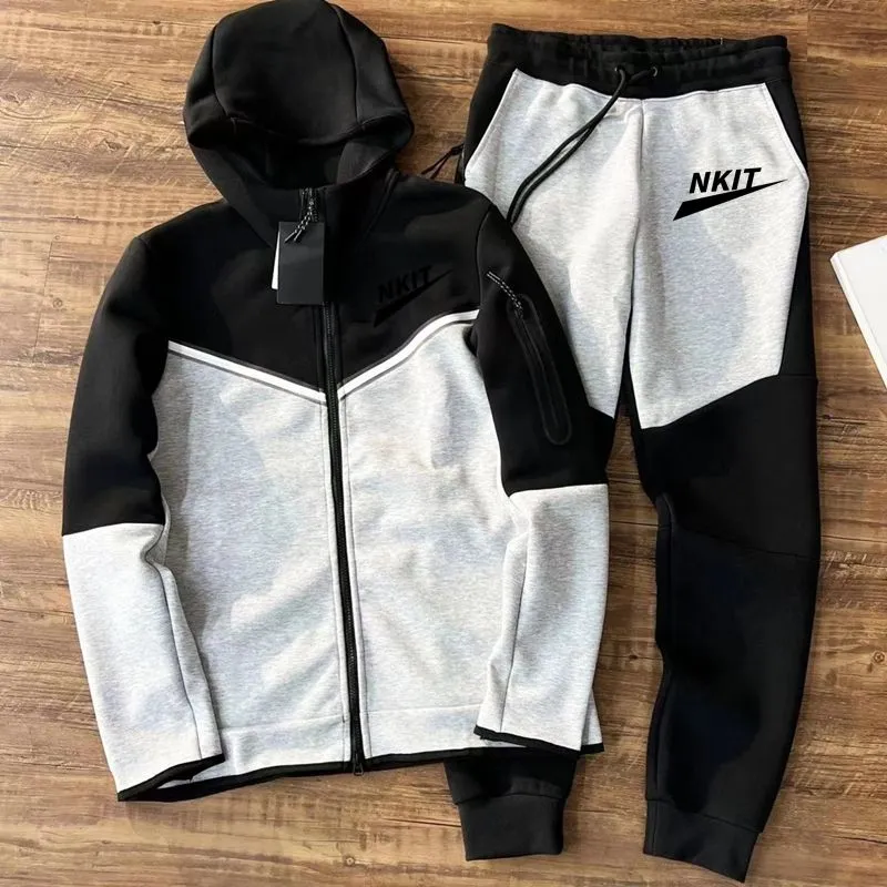 Diseñador Pantalones para hombre Ropa deportiva de lujo Tech Fleece Pant Tops Chándal de calidad Ropa deportiva Chándales sueltos Hombres para mujer Camuflaje wat2721