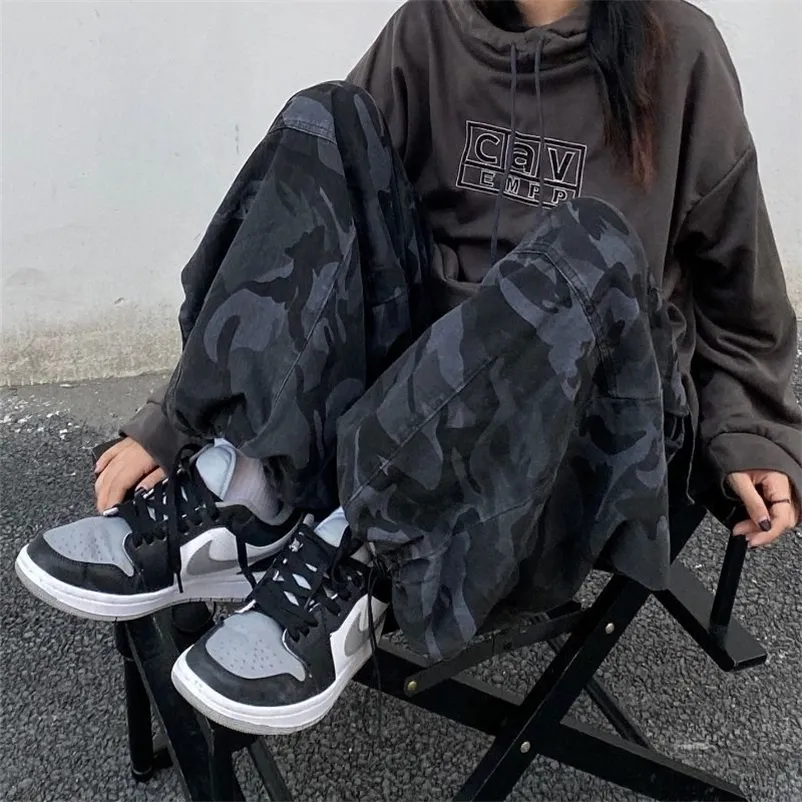 Women's Pants Capris HOUZHOU Harajuku Vintage Camouflage Cargo Pants Women Baggy Hip Hop Streetwear Wide Leg Trousers Casual 90s Oversized Unisex 220915