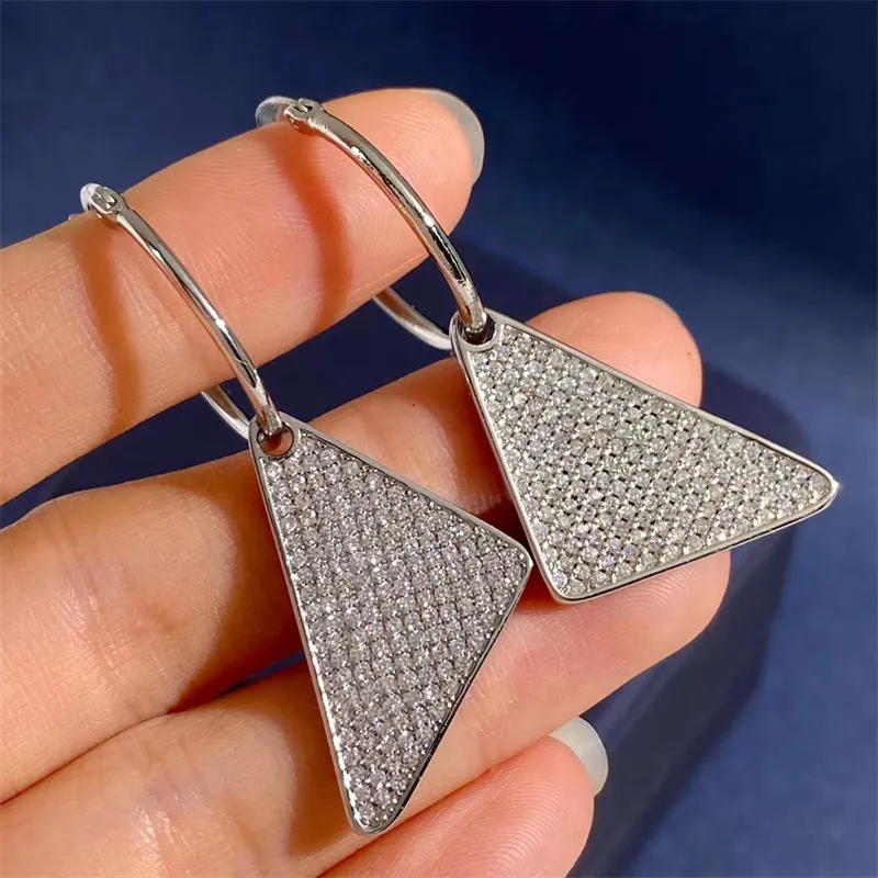 Icke-allergiska örhängen Charms Fashion Designer Design Vintage Simple Jewerlry Par Wedding Party Jewerllry Silver Plated Luxury Geometric Triangle Earring