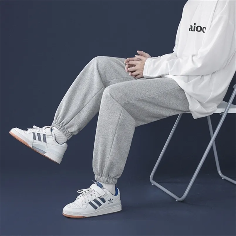 Herenbroeken Koreaanse stijl Fashion Sweatpants herfst Lichtgrijze flodderige pijpen met brede pijpen rechte poten Casual Tie voeten broek mannelijk 220914