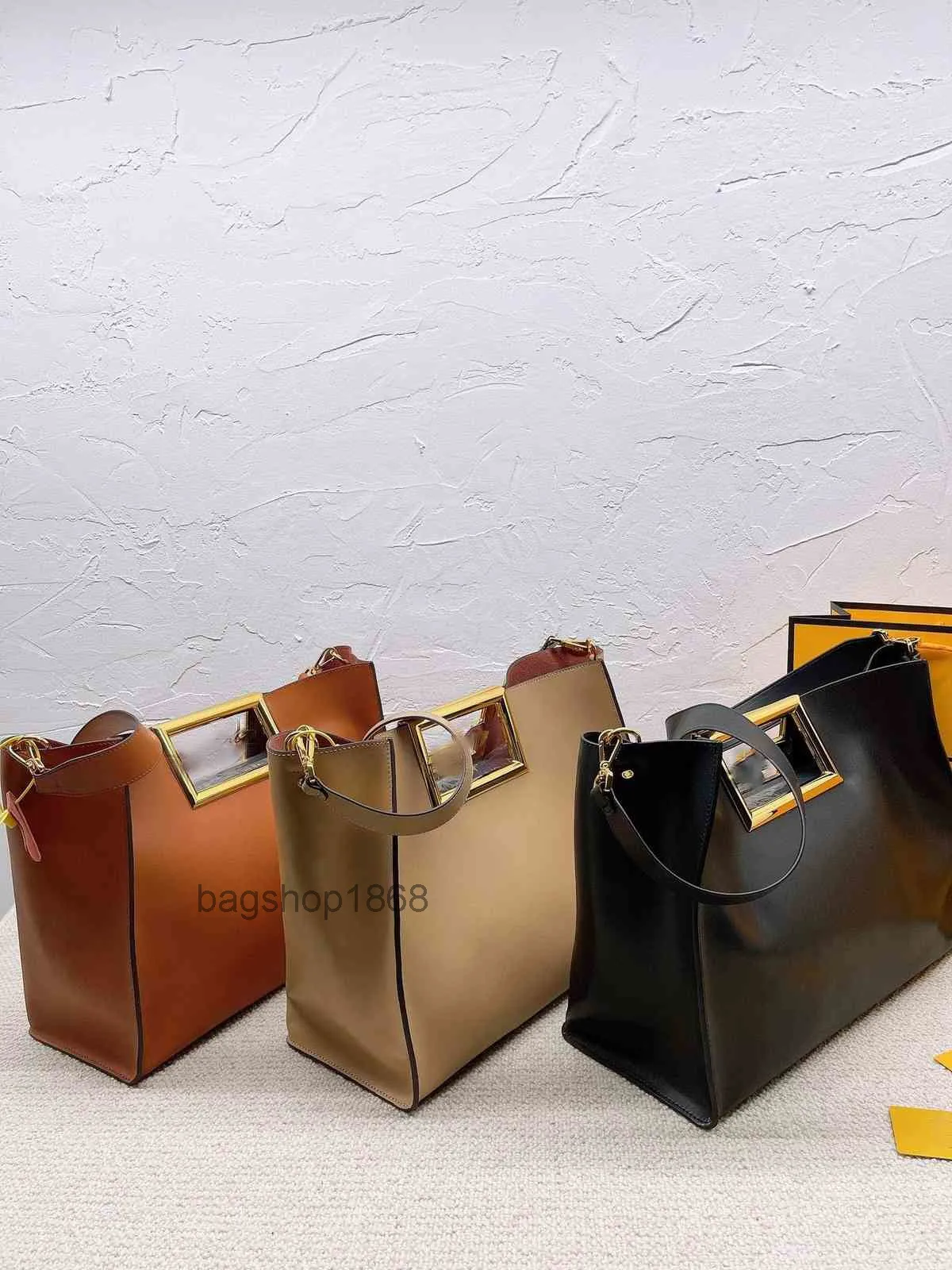 Bolsas de sacolas de designer de 22s Design clássico e simples de marca Bolsas de qualidade para couro de gado de gado Crossbody Carteira de alta capacidade de couro para WO