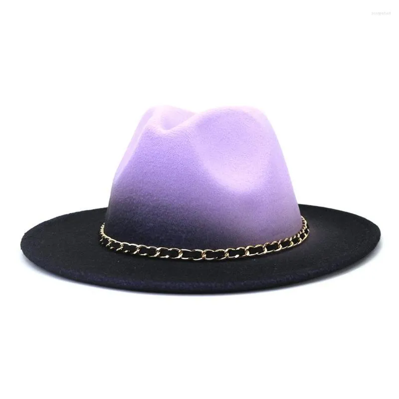 Bérets 2022 haute qualité en gros hiver femmes chaîne ceinture Fedora chapeau large bord haut Panama hommes britannique Jazz casquette