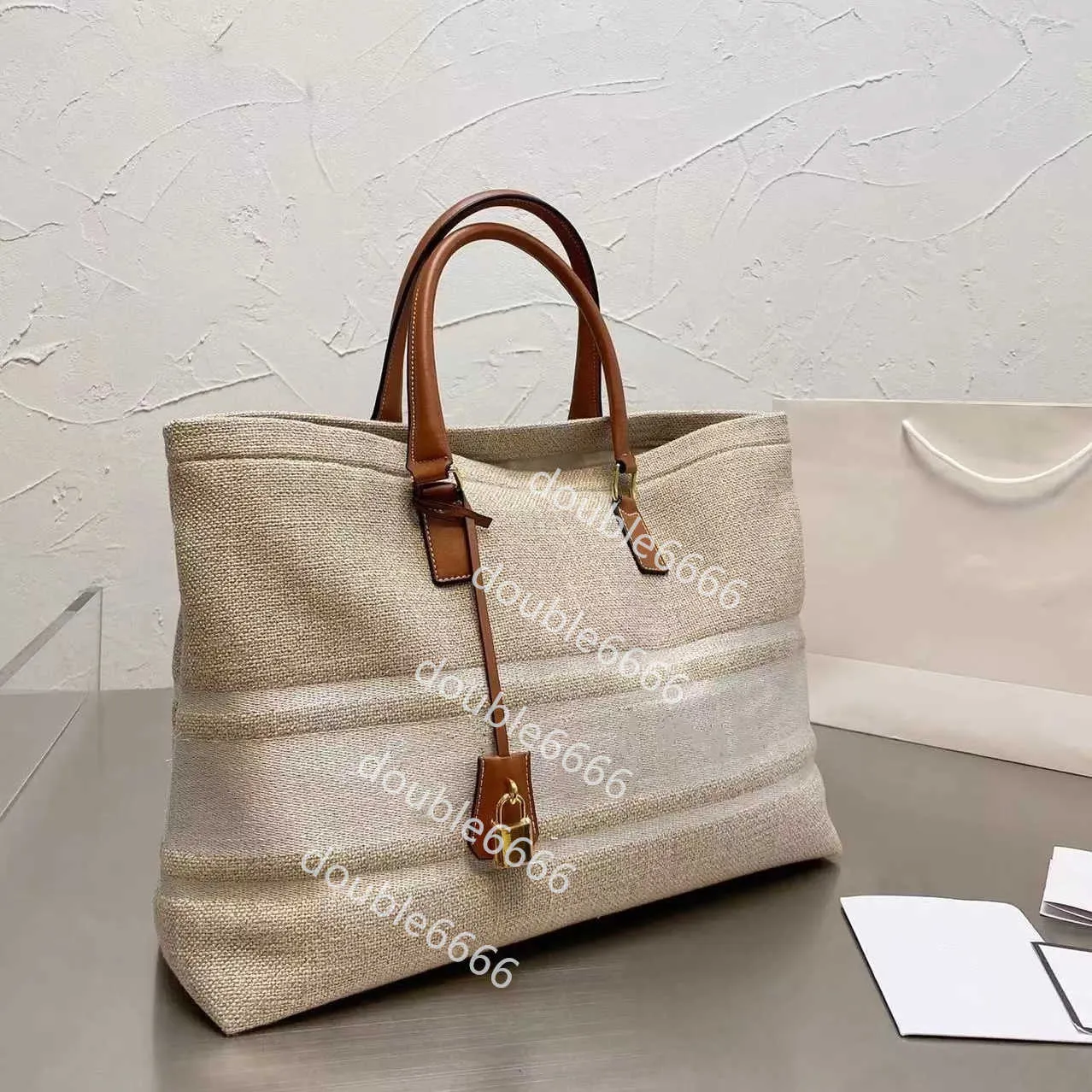 أعلى جودة الأزياء حقيبة الكتف مصمم قدرة كبيرة حقيبة يد قماش كلاسيكي متعدد الاستخدامات رسول حمل حقيبة نسائية