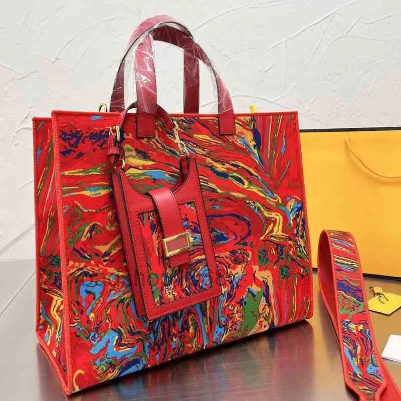 22 -е дизайнерские сумки Tote Женская вышивка для печати сумочка высокая езда на плечи кожи дизайнер -дизайнер кросс -кубол женский роскошный кошелек для покупок