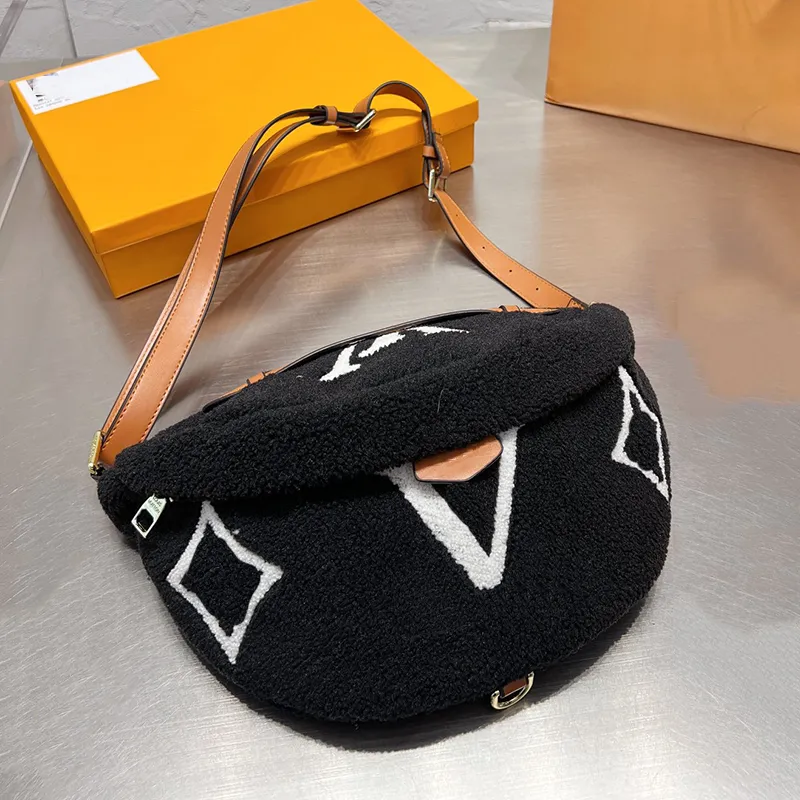 Designer Women Bags Teddy Men Waist Purse Crossbody Messenger Handbags Classic Black Chest Pack