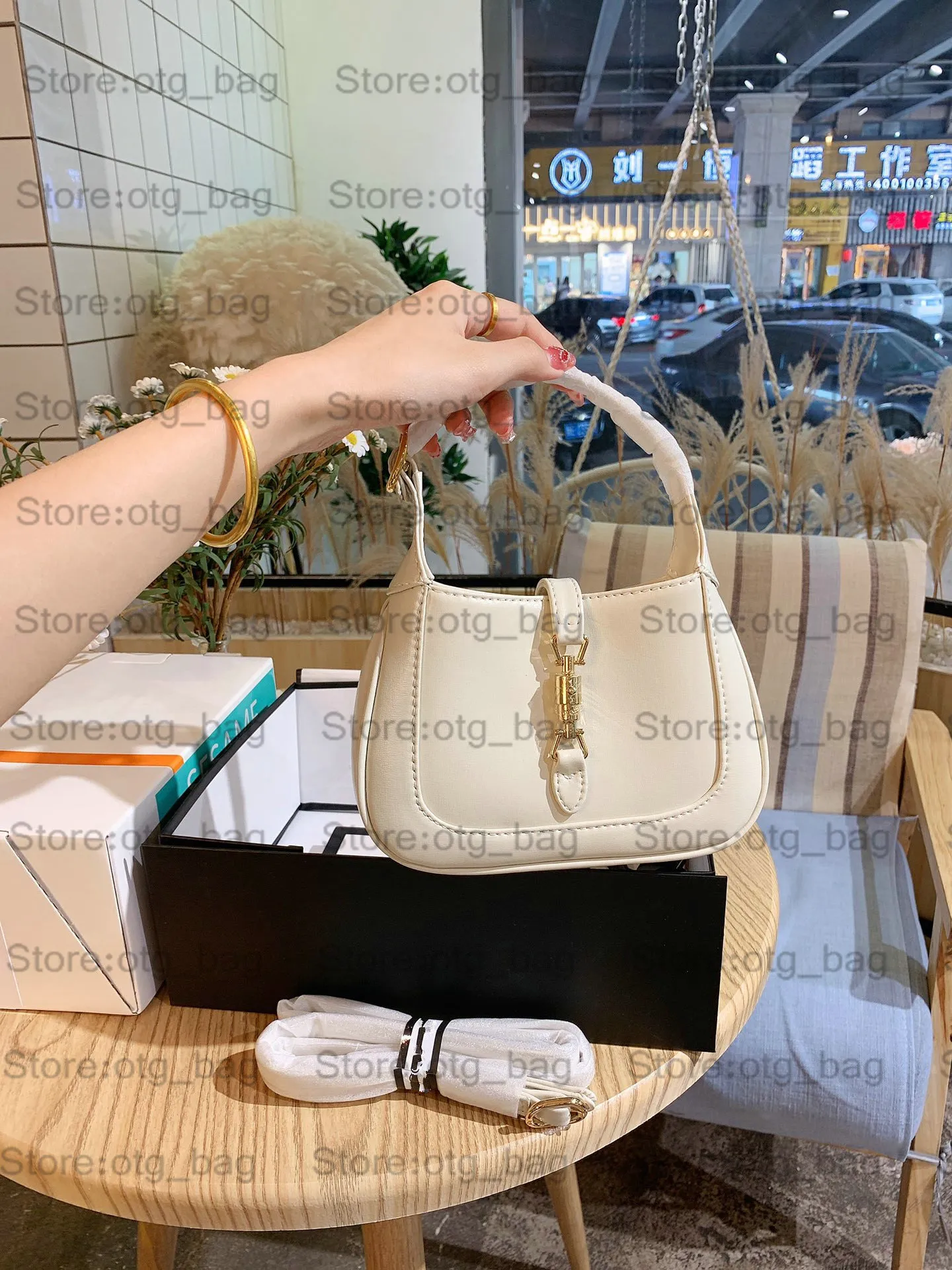 Donna Jackie 1961 Hobo Bag Luxurys Designer Borse a tracolla Borse Totes Borse Crossbody Borsa ascellare Borsa da donna di lusso 636706 636712 636709 637091