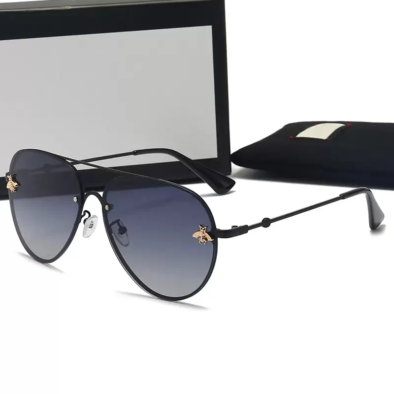 2022 تصميم العلامة التجارية النظارات الشمسية النساء الرجال مصمم الأزياء المعدنية المتضخم النظارات الشمسية خمر الإناث الذكور UV400