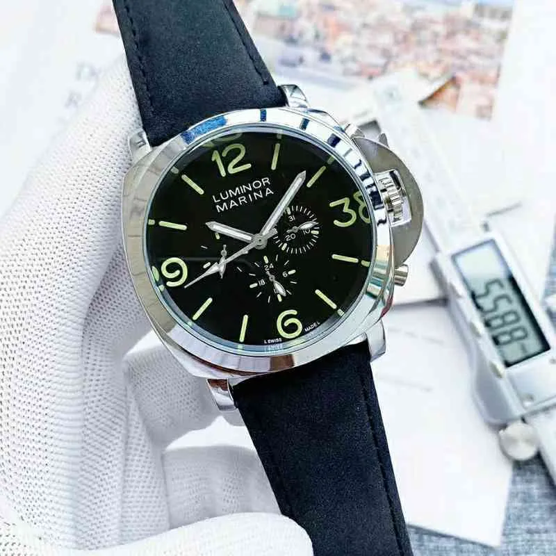 Mens Watch 고품질 디자이너 엔드 남성 S는 풀 자동 기계 운동 가죽 스트랩 크기 C1JC를 채택합니다.