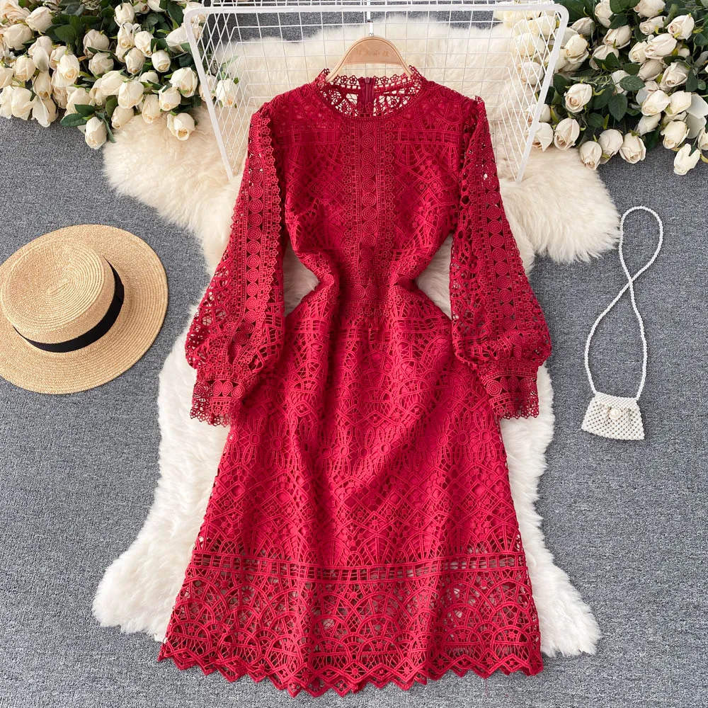 Temperament Goddess Style Dress High level Palace Retro with Slim Waist and Hollow Hook Flower Super Fairy Lace A-line Dress