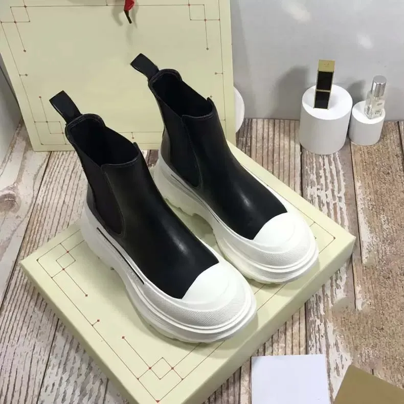 2022レディースブーツドレスシューズファッションデザイナー高品質のレディーススリッパ強力な快適性消臭剤耐摩耗性ゴム靴節G1FD＃