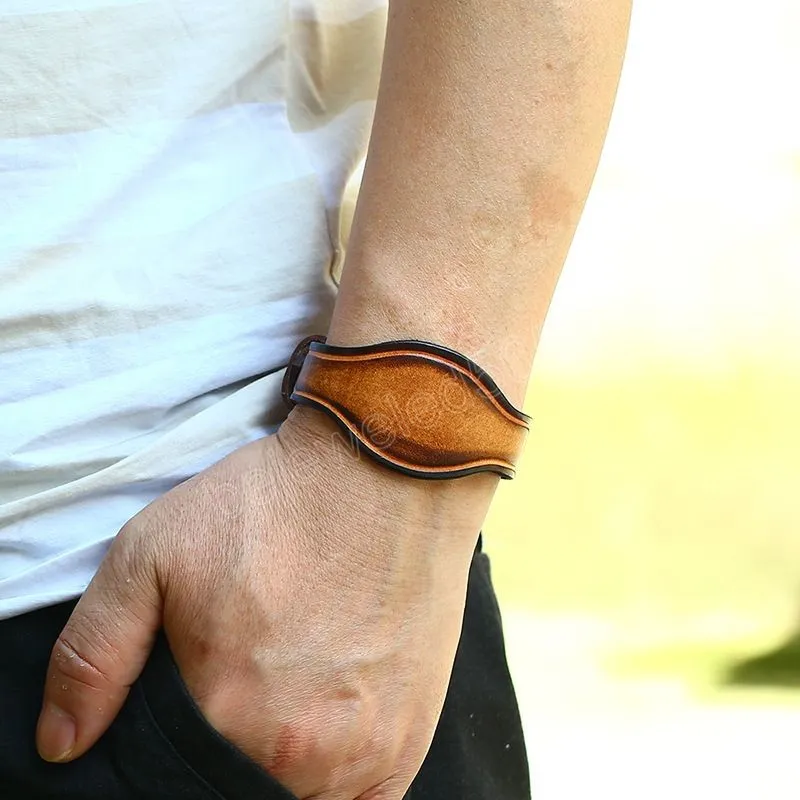 Uhr Form Pin Schnalle Gürtel Cattlehide Lederarmbänder Armreifen Manschette Verstellbares Armband Armband für Männer Frauen Mode Schmuck