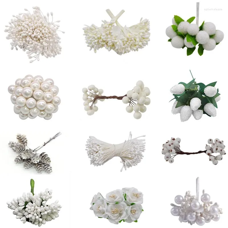 Fleurs décoratives thème blanc fleur artificielle cerise étamine baies Bundle bricolage décoration de Noël gâteau de mariage boîte-cadeau couronnes de noël