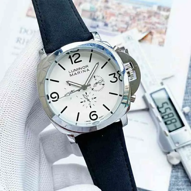 高品質の時計デザイナーエンドメンズは、完全な自動メカニカルムーブメントレザーストラップサイズ豪華さVQZ0を採用しています