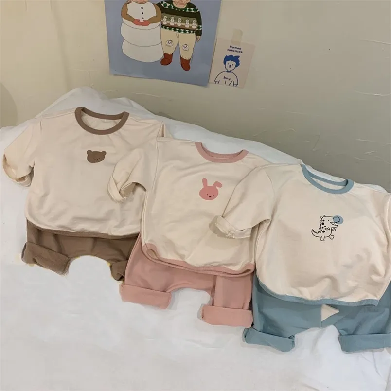 Kledingsets Toddler Baby Girl Boy herfst cartoonkleding Sets met lange mouwen T-shirt elastische broek 2 stks pak outfits voor baby geboren 220916