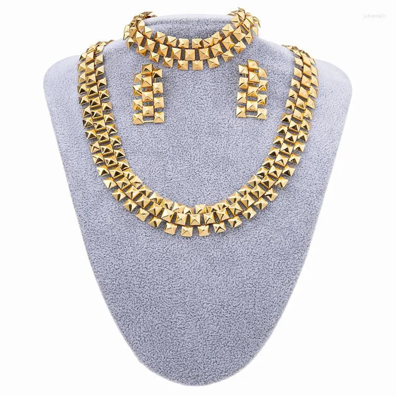 Ketting oorbellen set van hoge kwaliteit 24k gouden vergulde bruidsarmband bruiloft voor dames paar kerstcadeau setsearrings