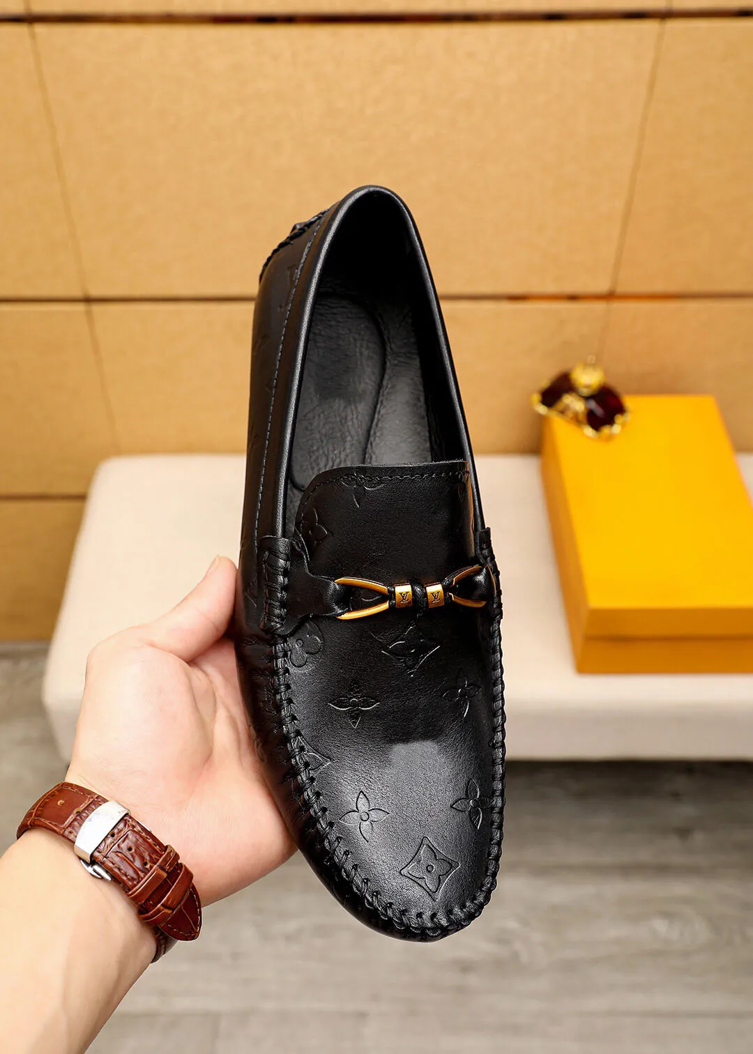 Mocassins décontractés pour hommes d'affaires en cuir véritable respirant chaussures habillées formelles marque masculine Designer bureau chaussures plates de mariage chaussures taille 37-47
