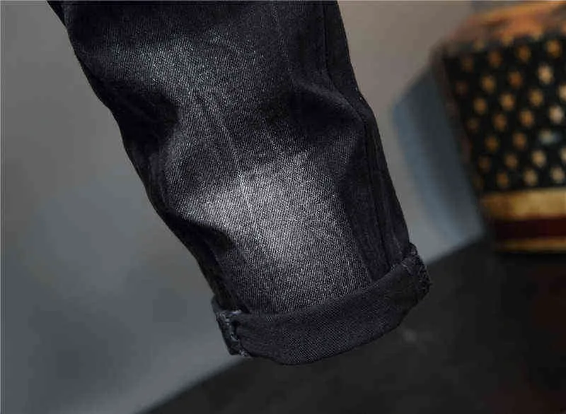 DHgate.com:Mens Slim Fit Black Denim Jeans with Skull Detail