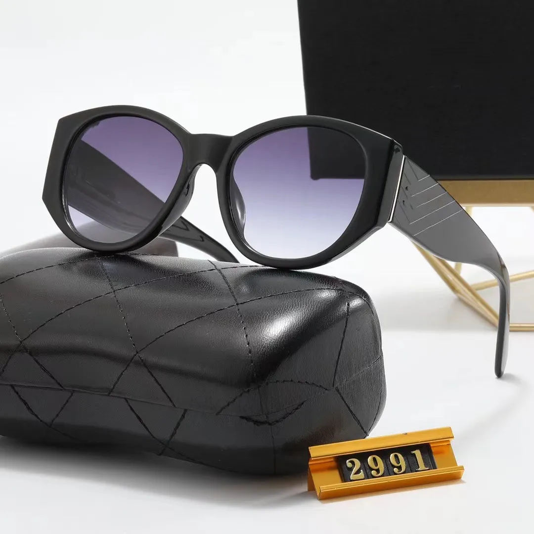 Lunettes de soleil pour femmes classique été mode 2911 Style métal et planche cadre lunettes Top qualité UV Protection lentille