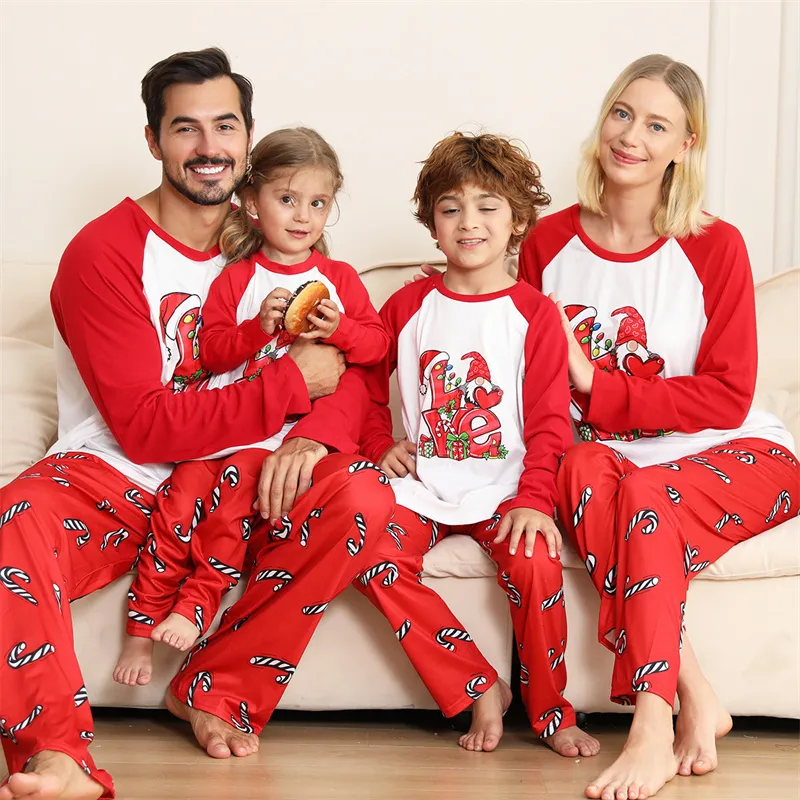 Christmas Matching Home Clothing Set Xmas Gnomes Pattern Printed Loungewear Sleepwear for Mom/Dad/Kids/Infant