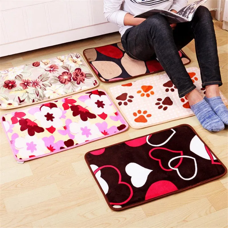 Carpets Arrival 40 X 60cm Cartoon Soft Anti-skid Thickening Coral Fleece Carpet For Living Dining Bedroom Home Decor Floor