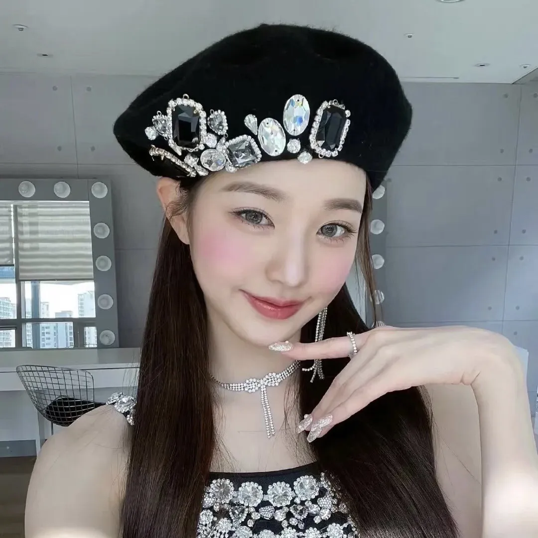 New Black Heart Rhinestones woolen Beautiful casual British painters beret hat Berets Hats: Woolen Painters Beret Hat With Rhinestone  main image 3