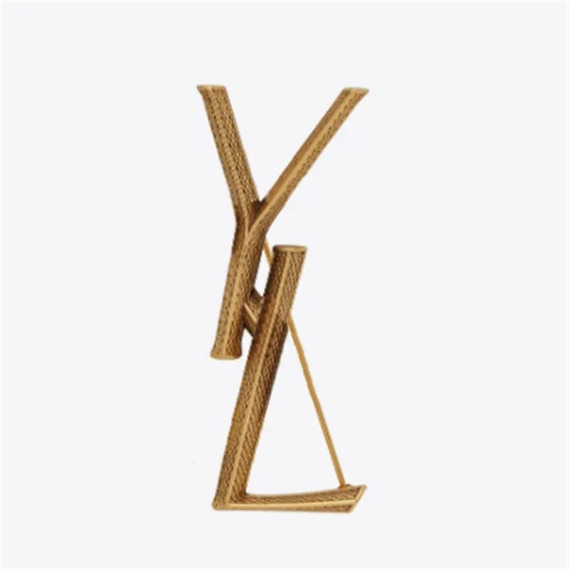 Luxury Designer Men Womens Brooch Pins Brand Classic Gold Letter Brooch Pin Suit Dress Pins For Lady Specifications Designer Jewelry