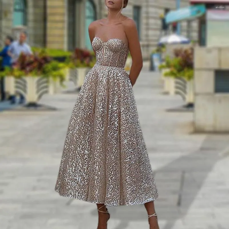 Sukienki swobodne seksowne imprezę Summer Eleganckie kobiety dla kobiet 2022 Low Cut Pure Color Paillette Design Formal Dress Evening