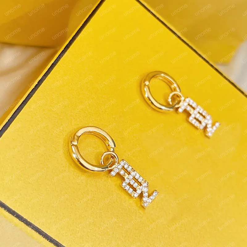 Mode Klassieke Designer Oor Manchet Oorbellen Parel F Voor Vrouwen Mannen Oorbel Luxe Ontwerpers Hart Goud Hoop Letter Stud Premium Oorbellen Sieraden