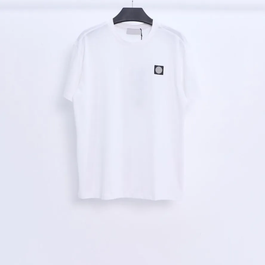 Mens designer T-Shirts couple casual polo shirt womens T-shirt embroidered letter short sleeve classic high quality skateboard T-shirt badge decoration Tech Wear A06