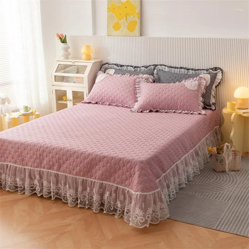 Jupe de lit de luxe couleur unie coton matelassé dentelle volants couvre-lit housse de matelas taies d'oreiller taille nordique ensemble de literie