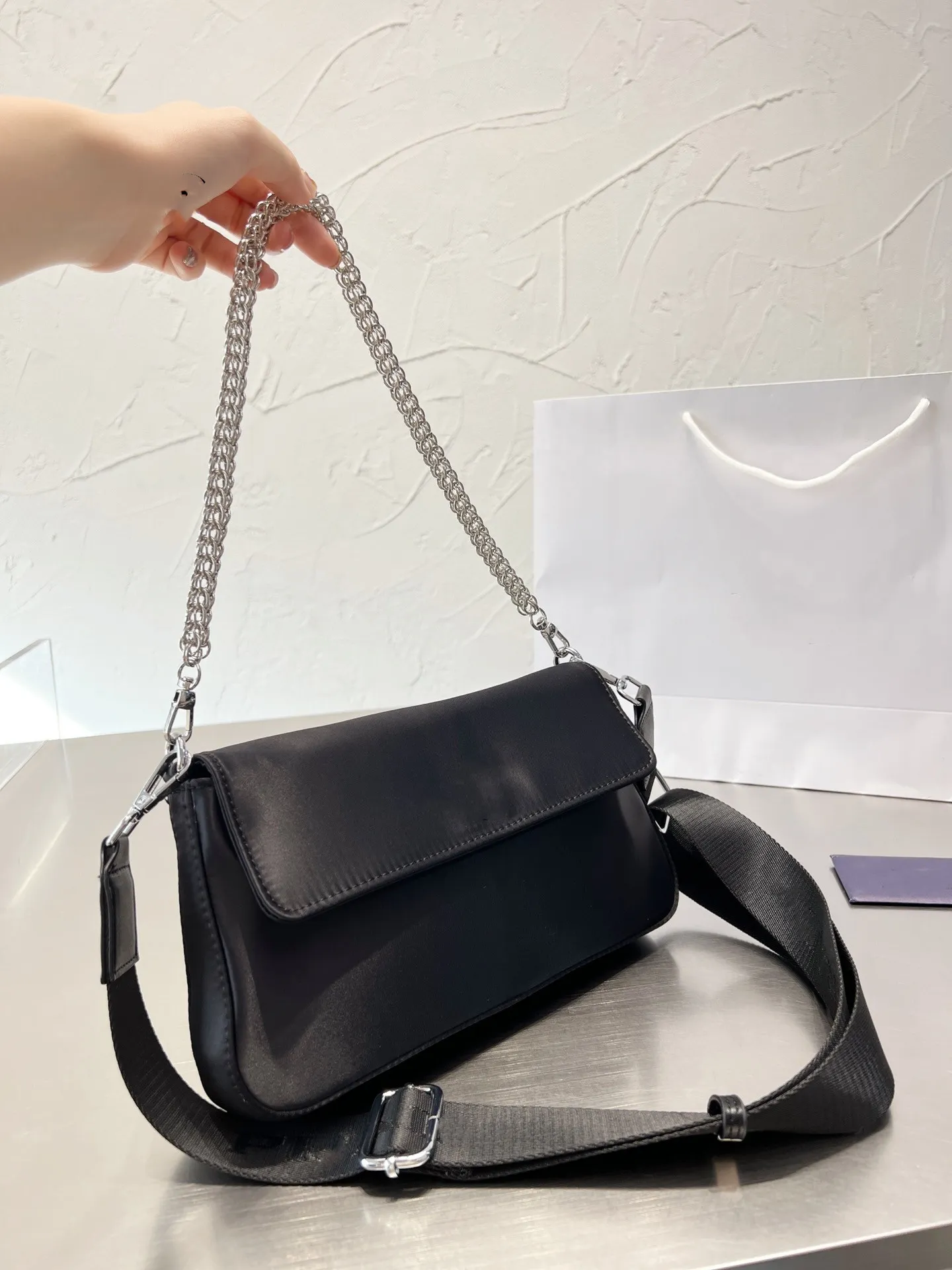 Borsa a tracolla in nylon di design di lusso borsa classica da donna sotto le ascelle portafogli moda stella retrò con confezione regalo