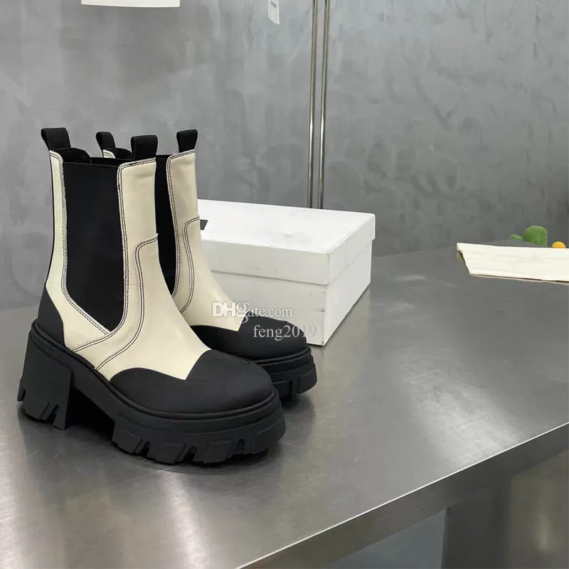 Designer Luxury Flat Plat non glipt Boots Boots Round Toe Cuir Boots de Chelsea à semelle épaisse noire de haute qualité 35-40