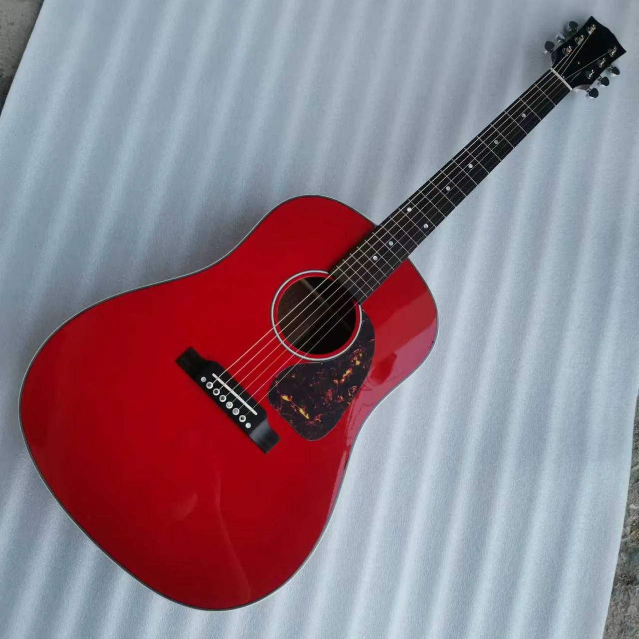 Anpassad J45AA All Solid Wood Acoustic Guitar Red Color Guitar Professional 41 tum