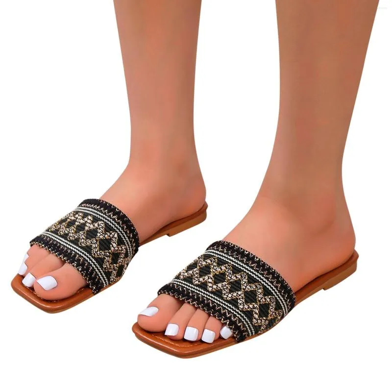 Pantofole da donna per il riscaldamento, moda da donna, stile Boho, sandali piatti semplici casual ricamati color block